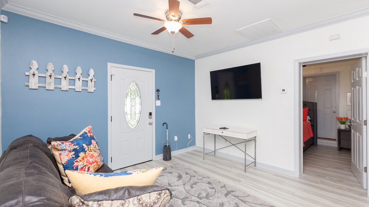 Photo of Livingroom in Mid City South
