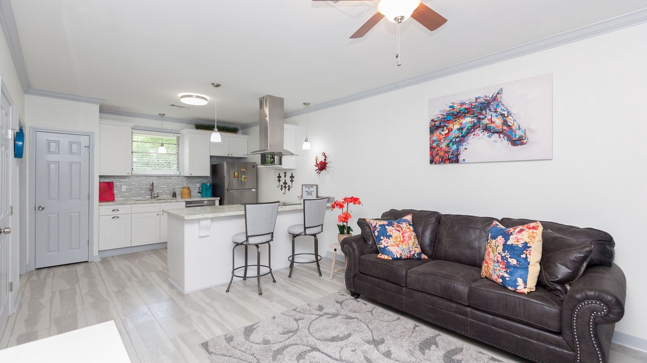 Photo of Livingroom in Mid City South