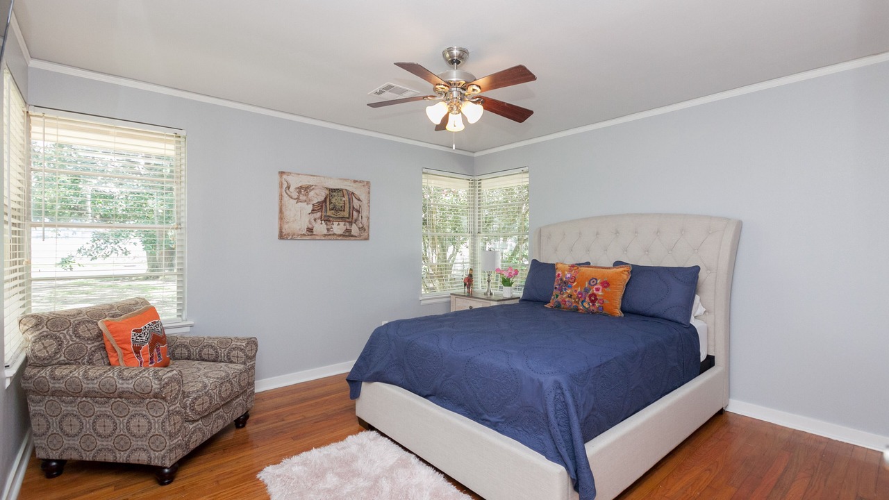 Photo of Bedroom in Mid City South