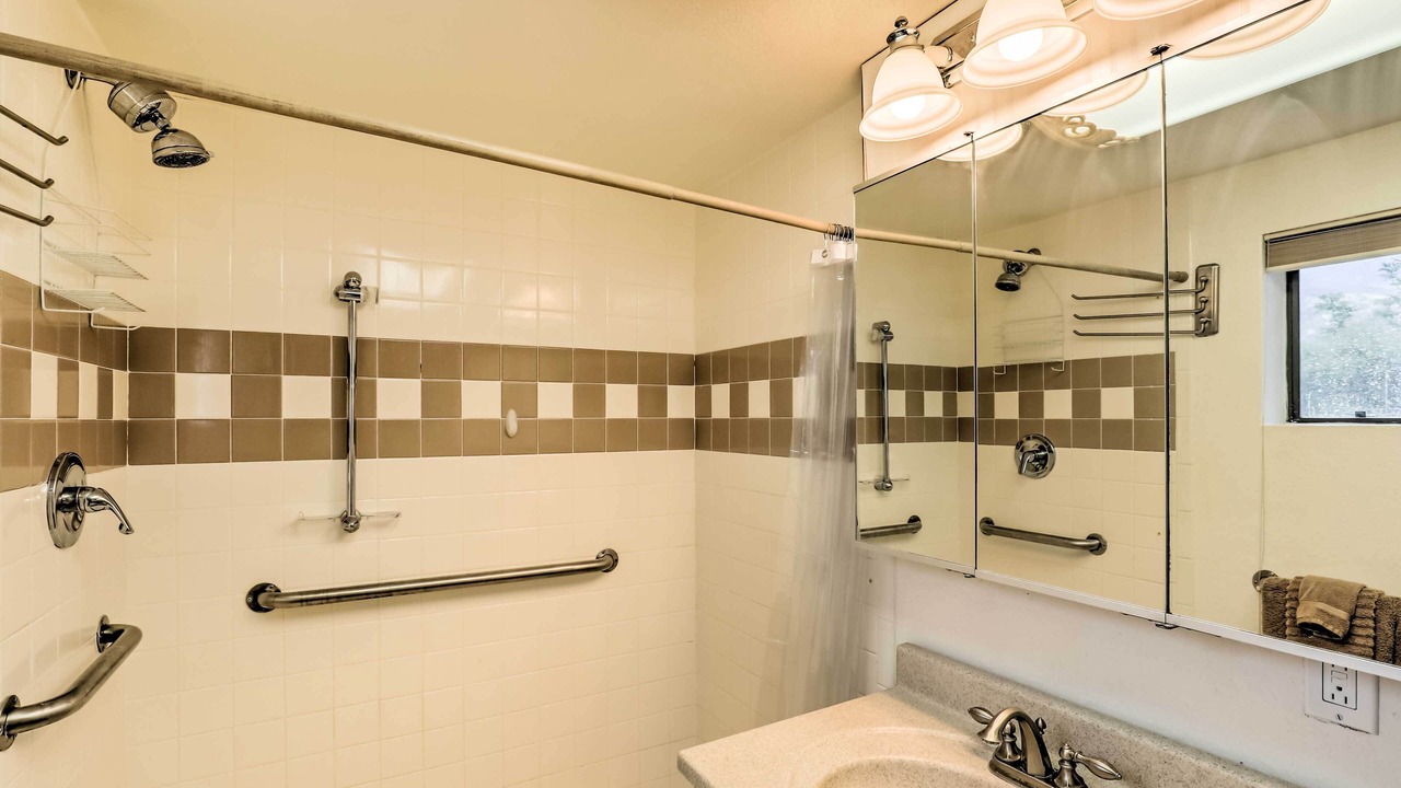 Photo of Bathroom in Sierra Vista Southeast