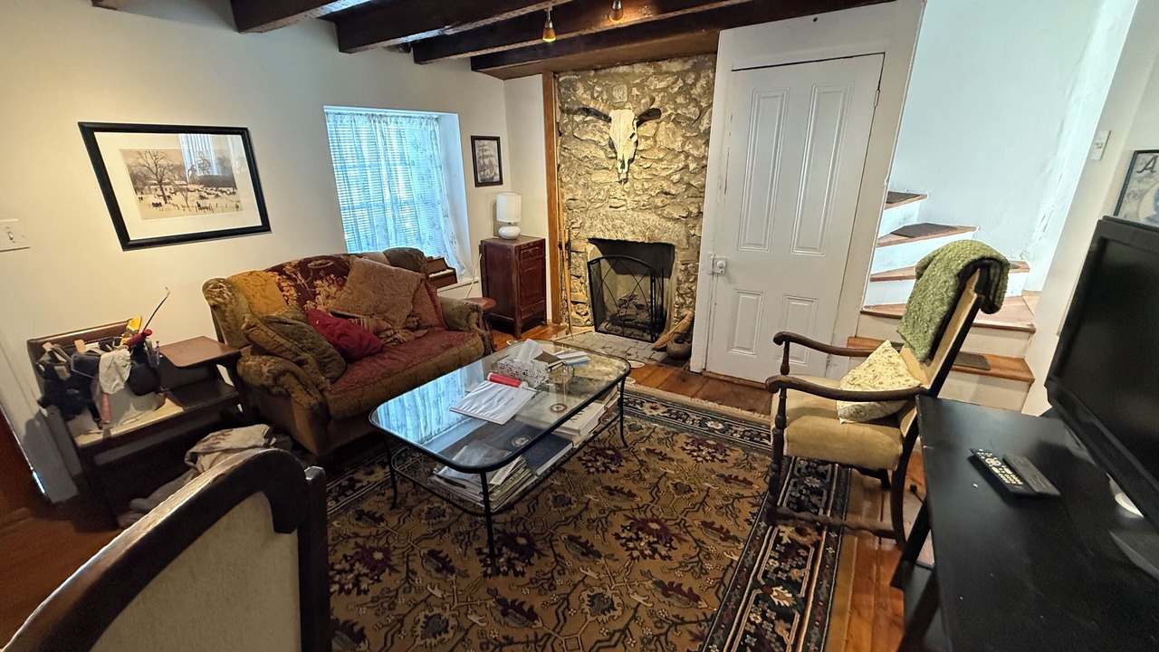 Photo of Livingroom in Manayunk
