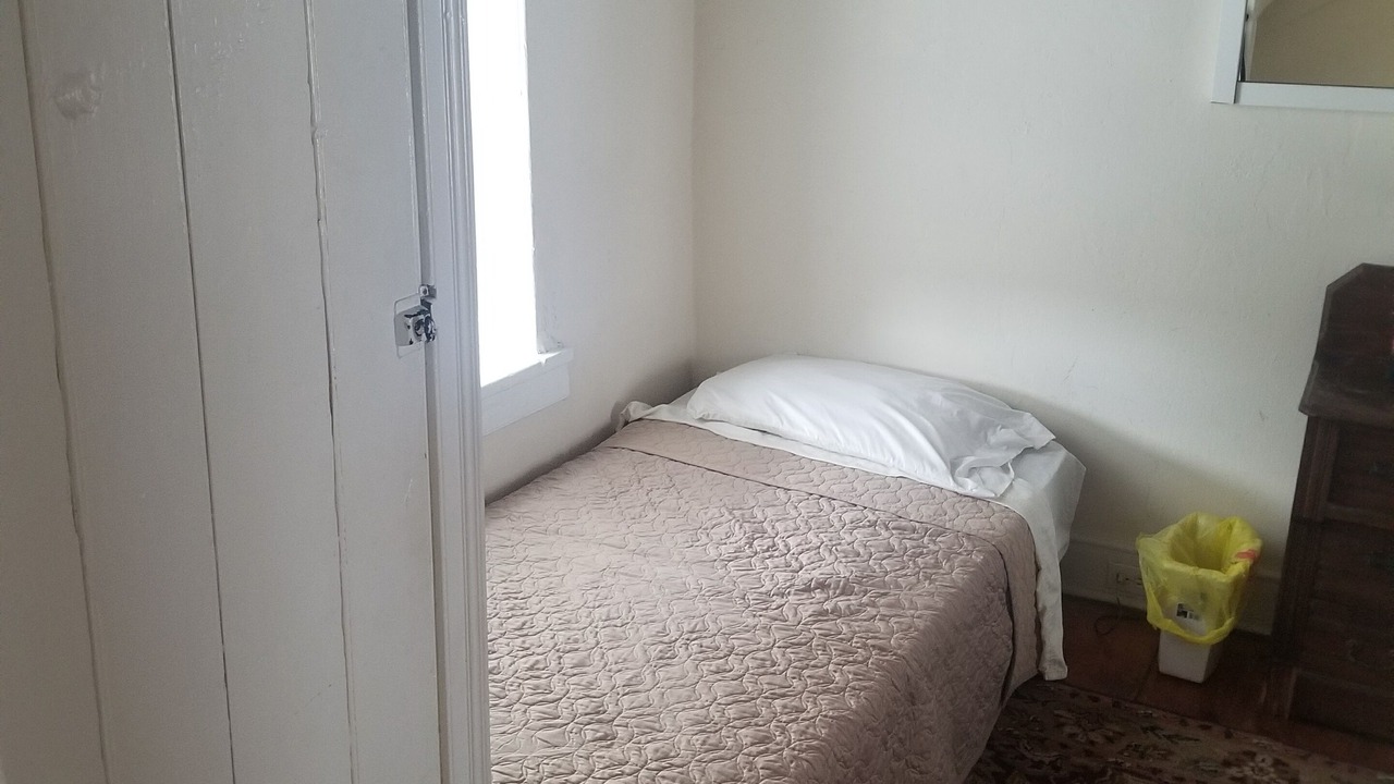 Photo of Bedroom in Manayunk