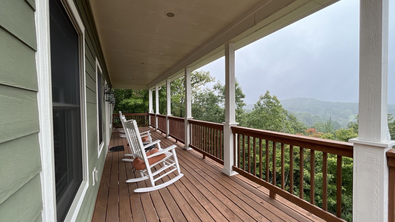 Photo of Patio Balcony in Horse Shoe