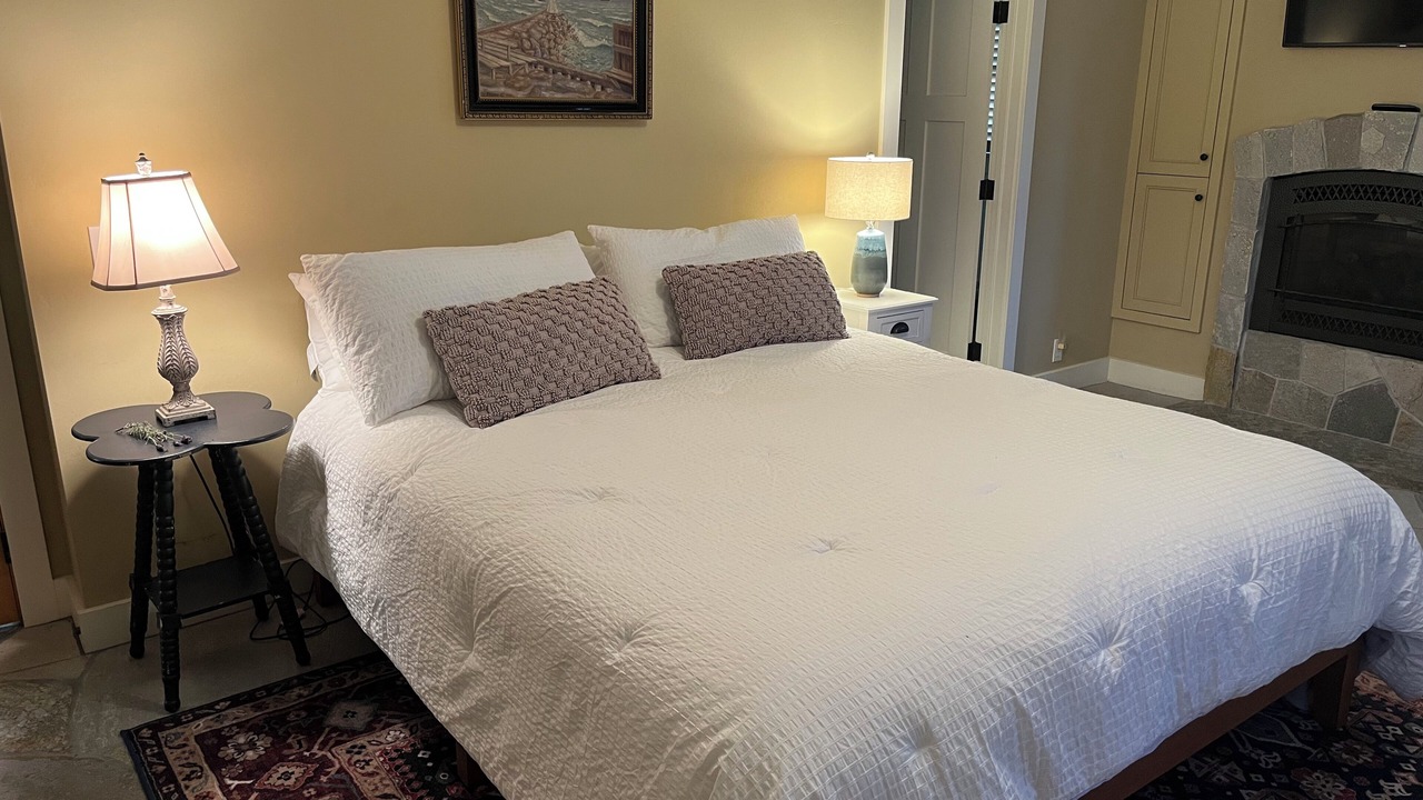 Photo of Bedroom in Marine Terrace