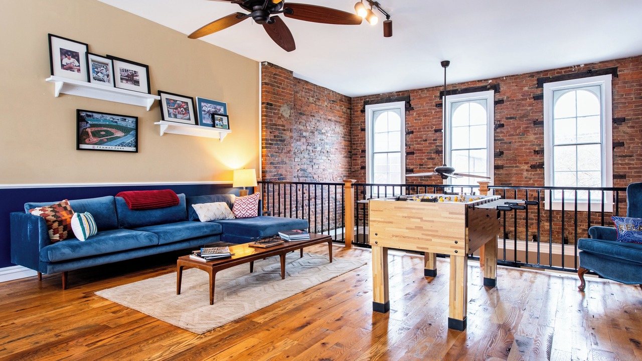 Photo of Livingroom in New Albany