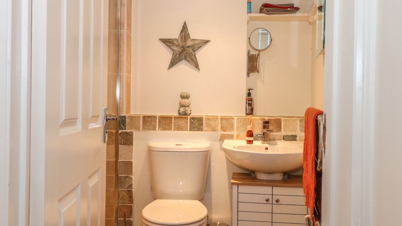 Photo of Bathroom in Swanage