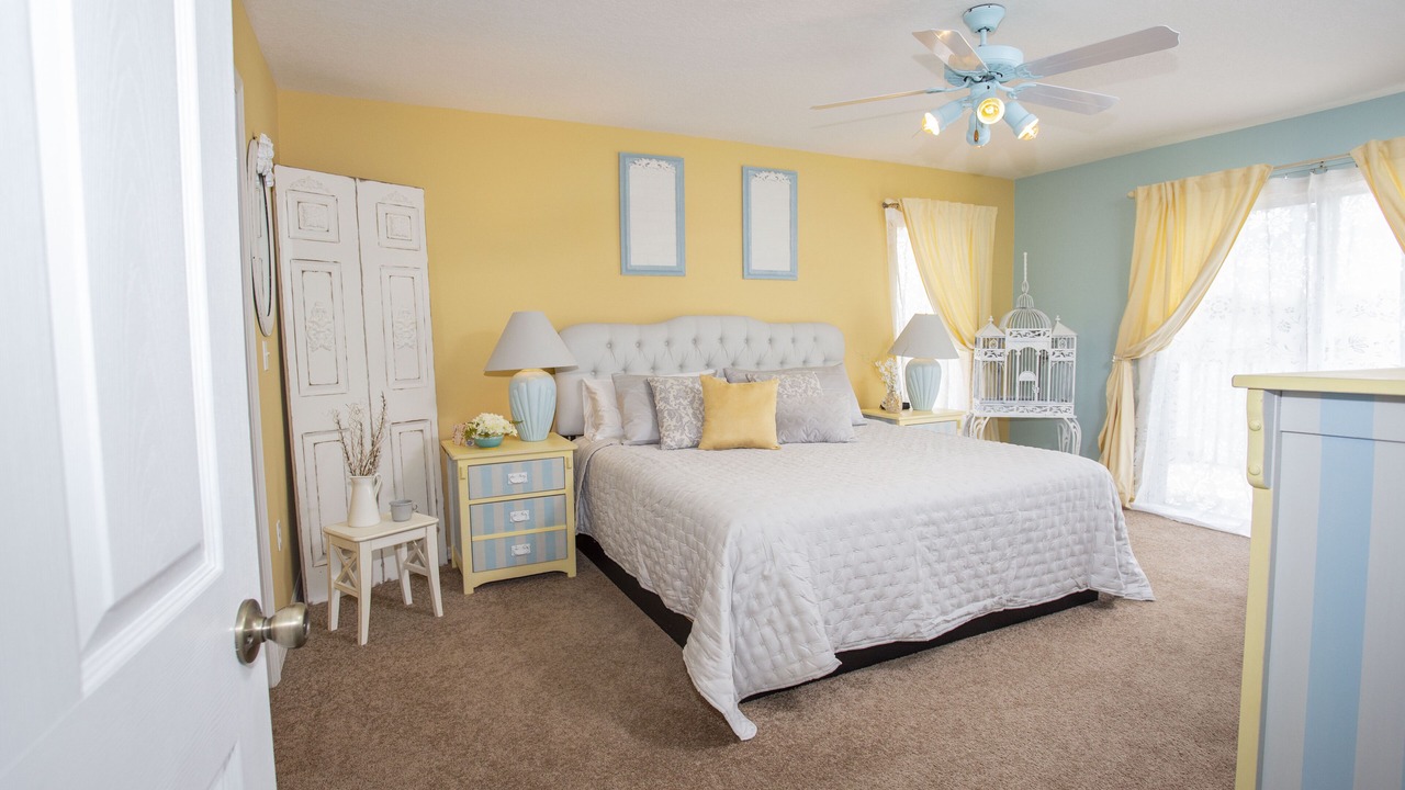 Photo of Bedroom in Sunset Lakes
