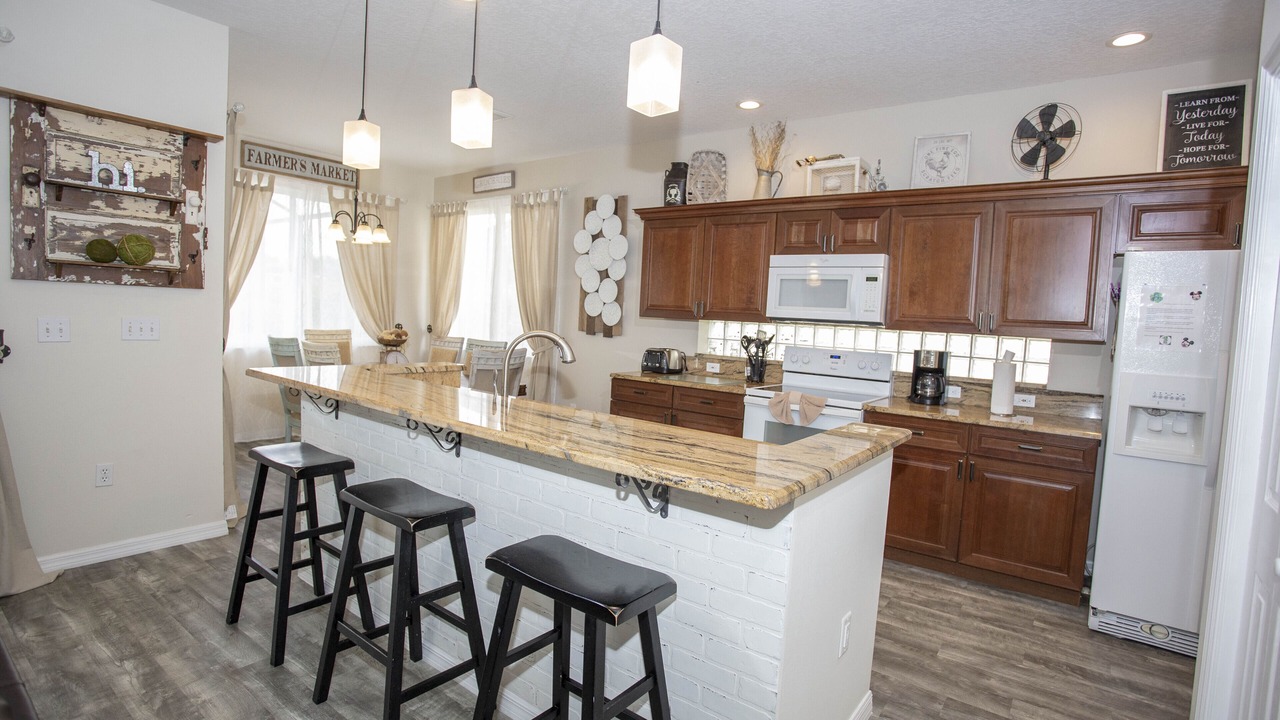 Photo of Kitchen in Sunset Lakes