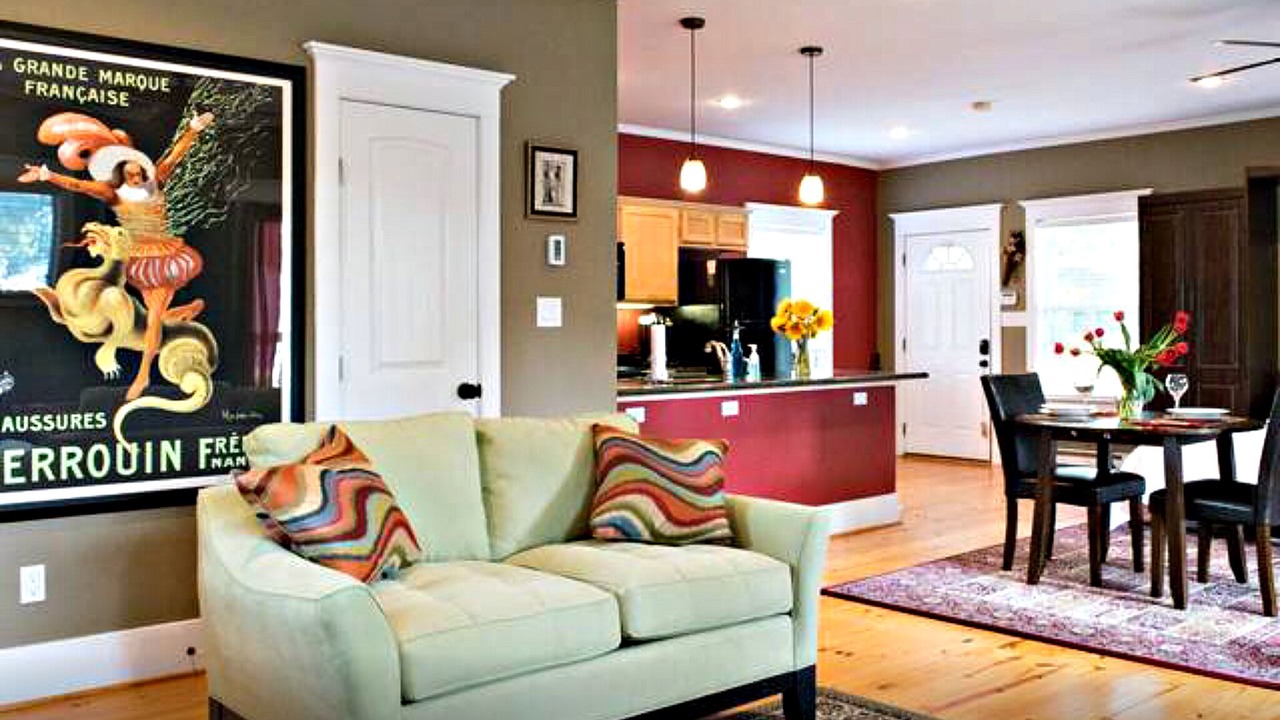 Photo of Livingroom in Greater Heights
