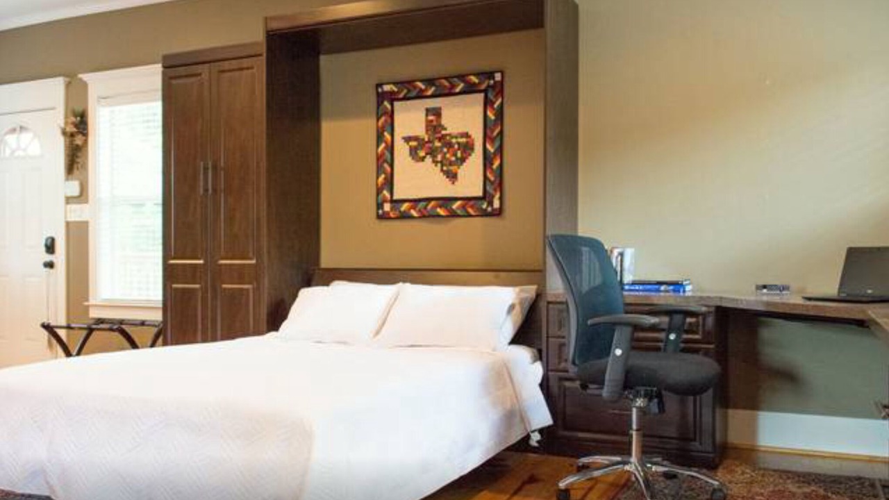 Photo of Bedroom in Greater Heights