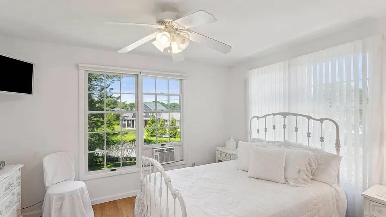 Photo of Bedroom in Northwest Harbor