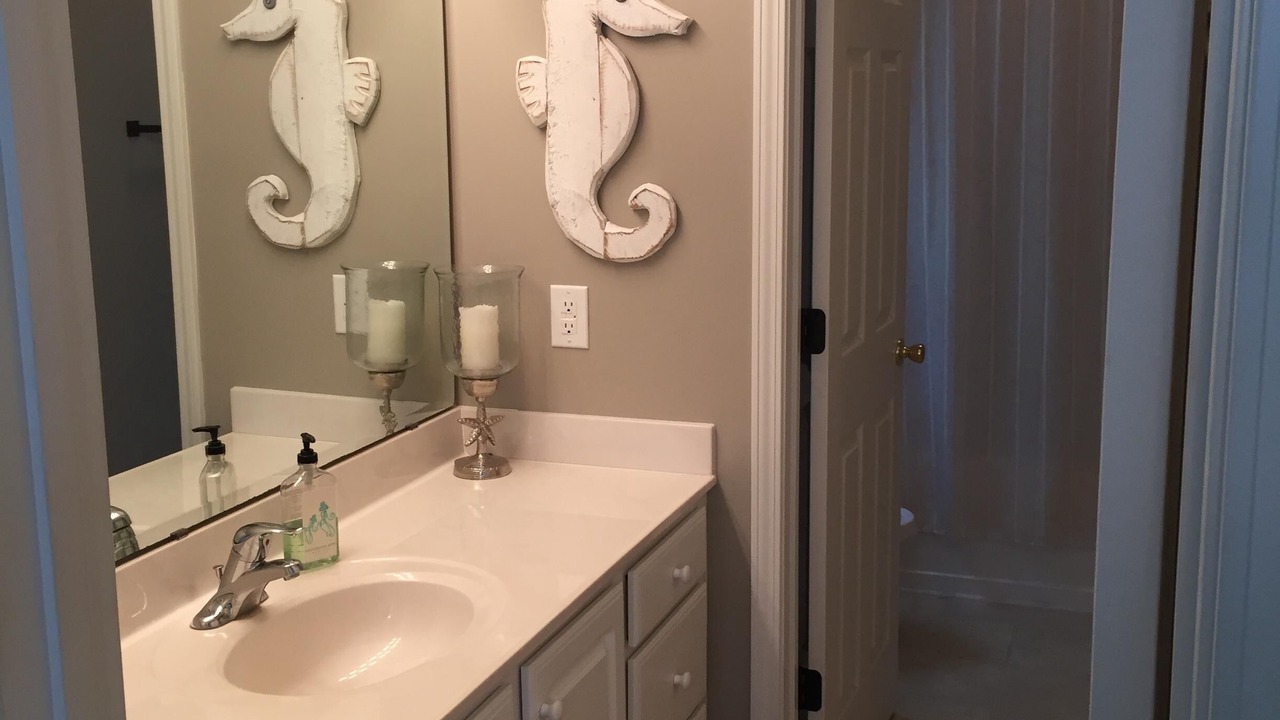 Photo of Bathroom in Long Beach