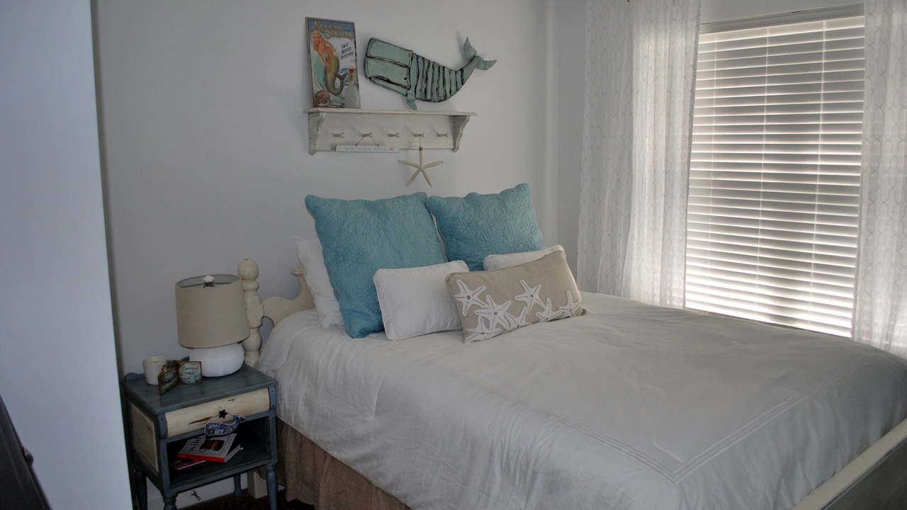 Photo of Bedroom in Long Beach
