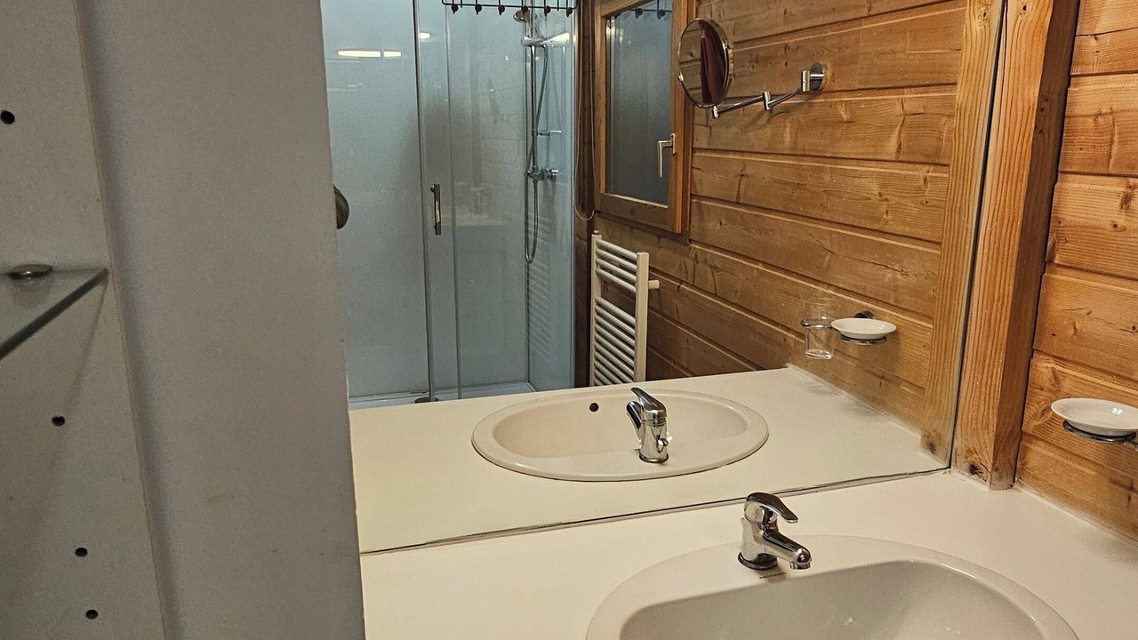 Photo of Bathroom in Allos