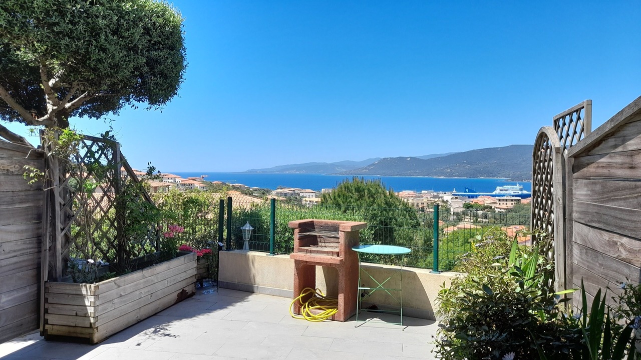 Photo of Patio Balcony in Propriano