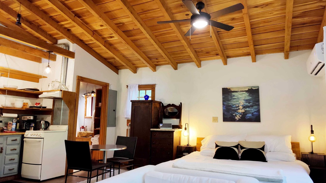 Photo of Bedroom in Monteagle