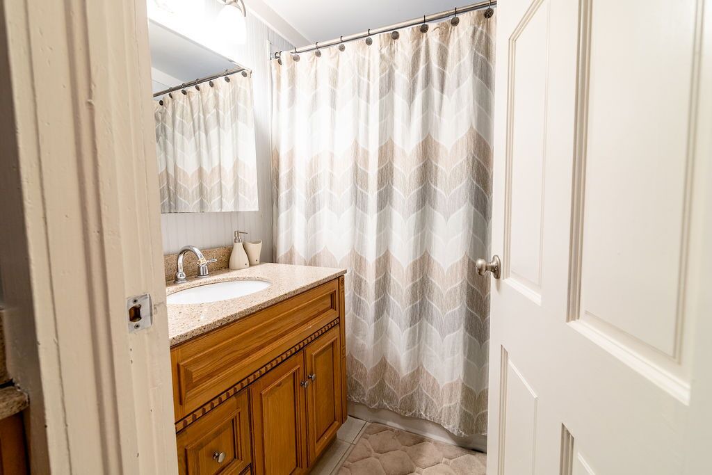 Photo of Bathroom in Dixon Park