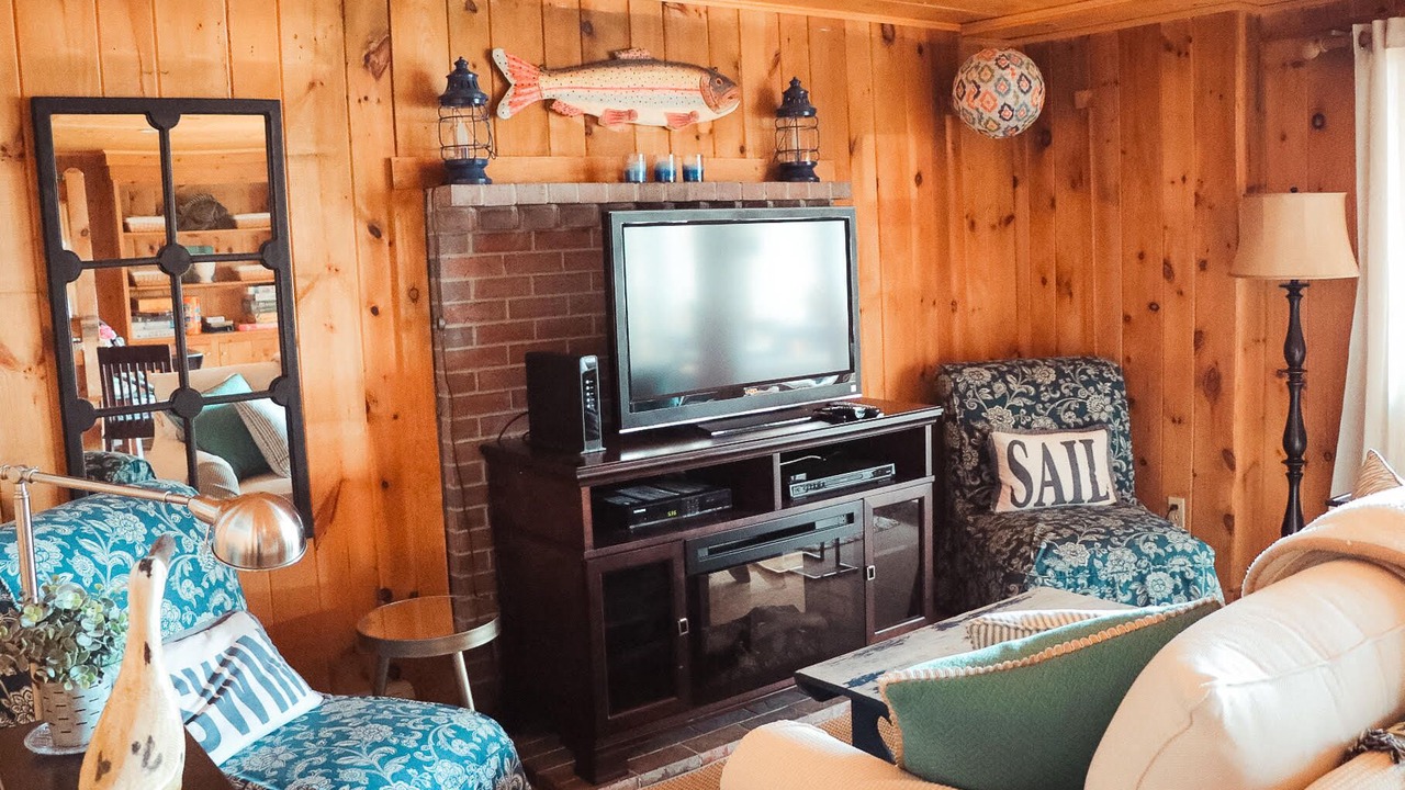 Photo of Bedroom in Raymond