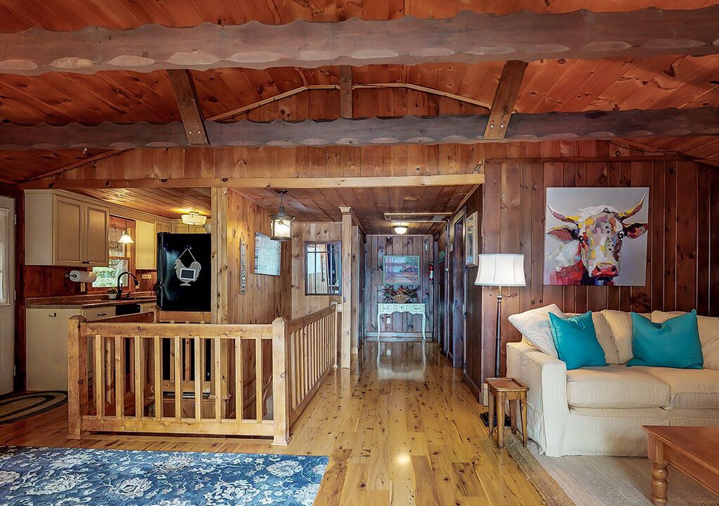 Photo of Livingroom in Raymond