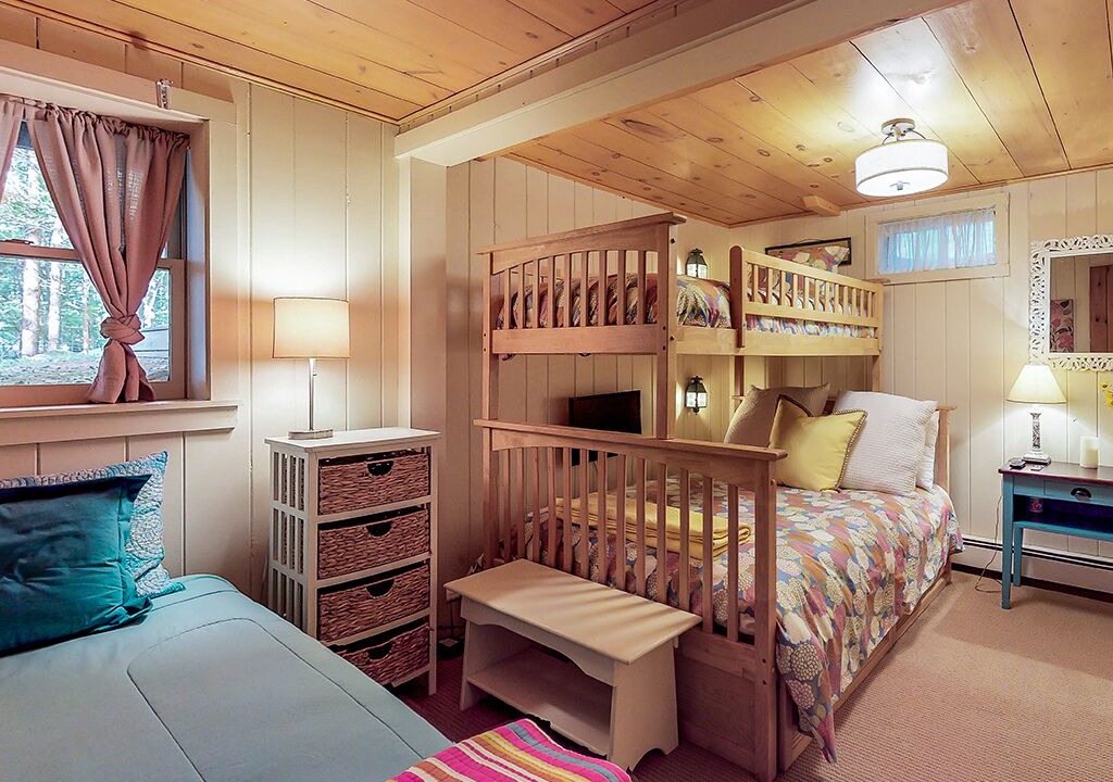 Photo of Others in Raymond