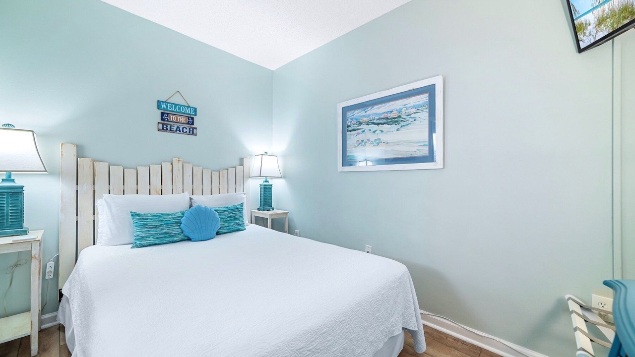Photo of Bedroom in Orange Beach
