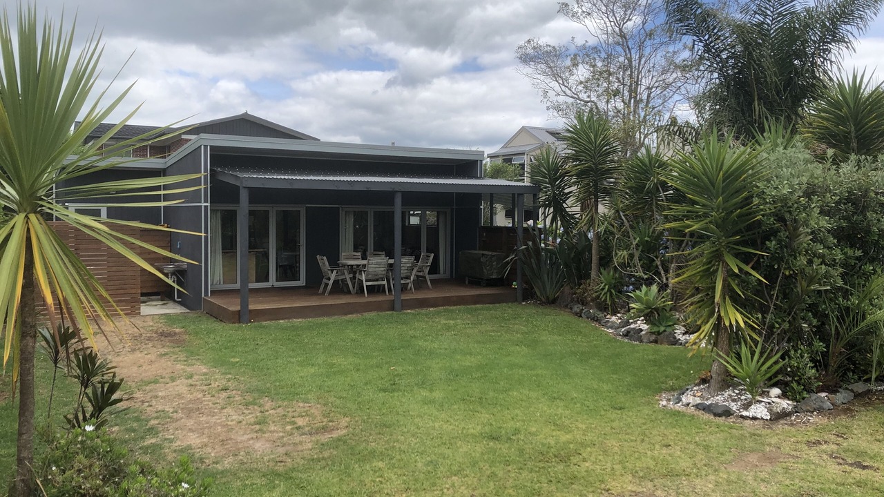 Photo of Others in One Tree Point