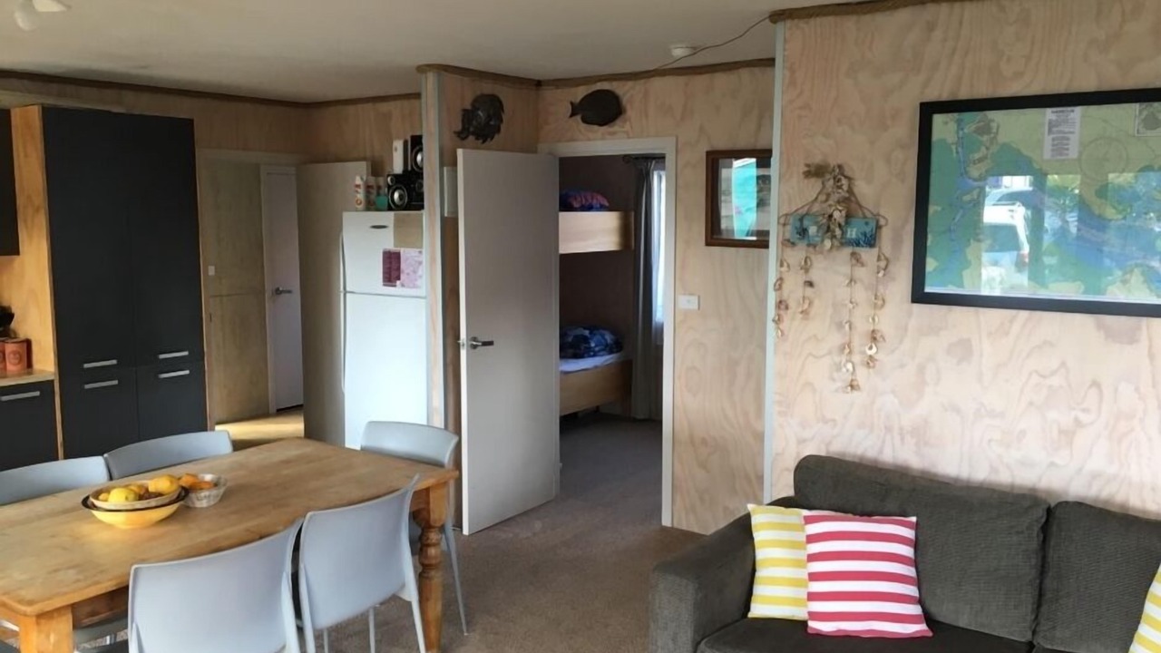 Photo of Others in One Tree Point