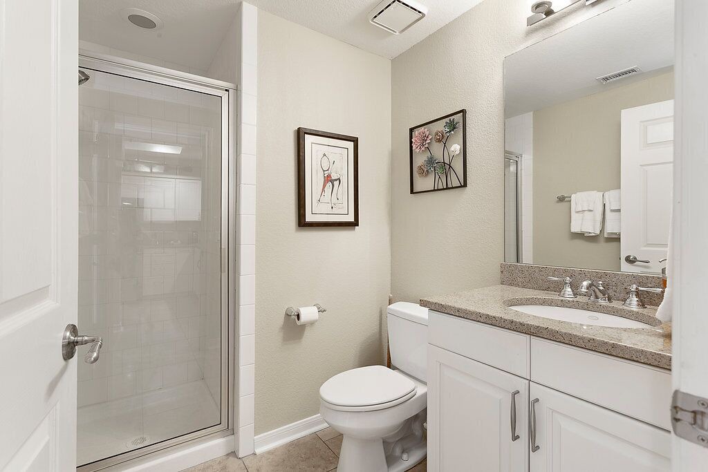 Photo of Bathroom in Highland Lake Estates
