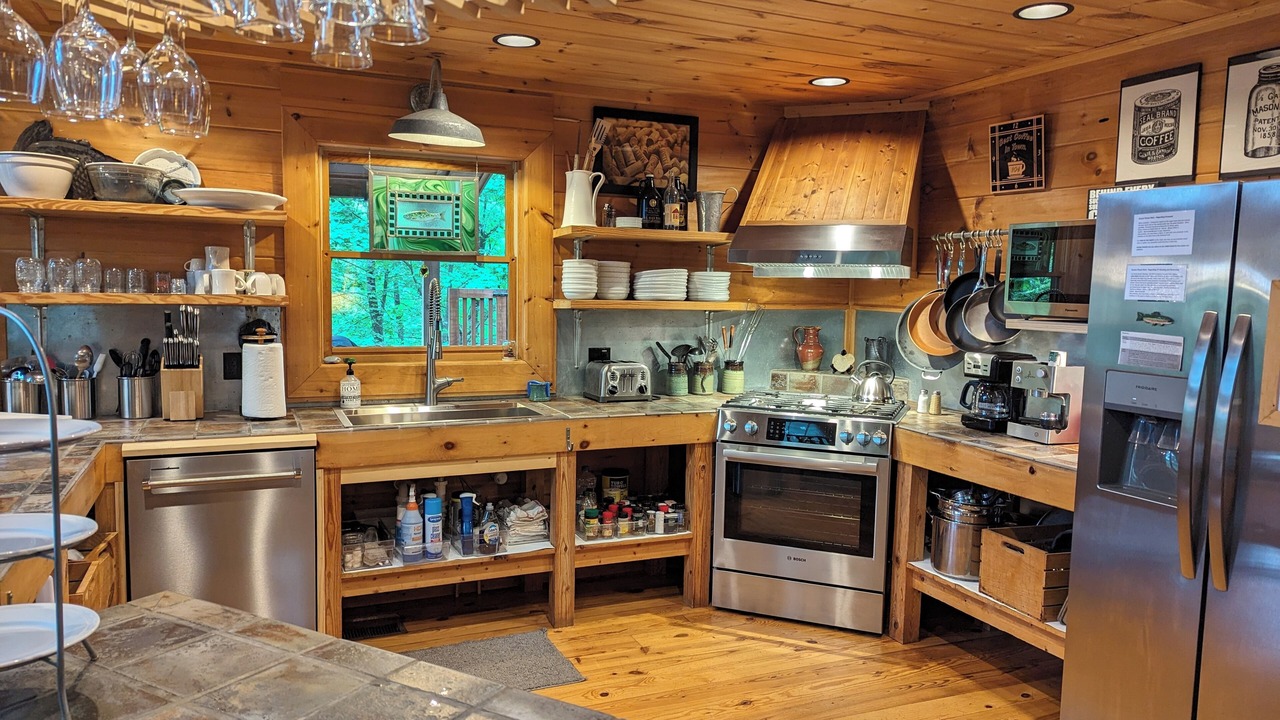 Photo of Kitchen in Suches
