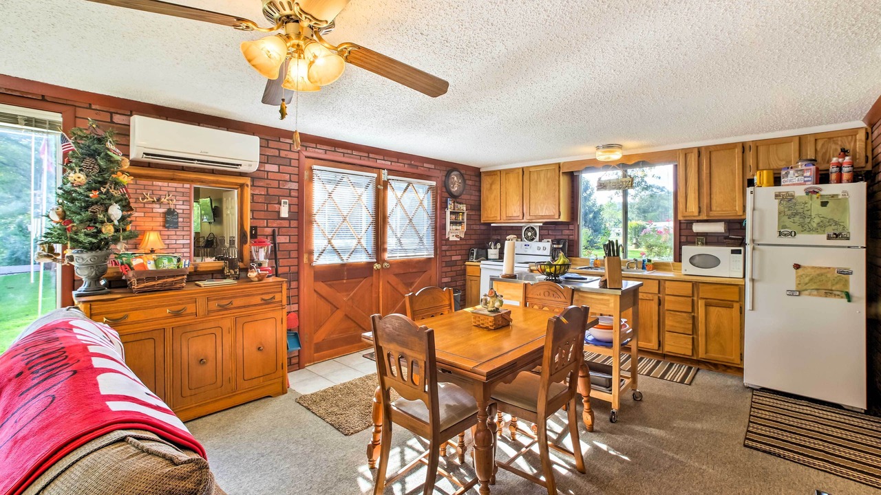 Photo of Others in Cotter