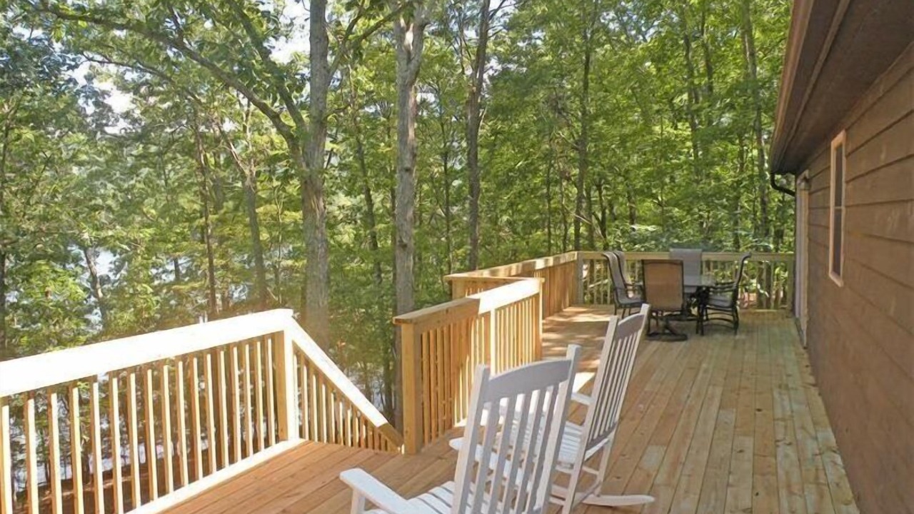 Photo of Outdoor in Huddleston