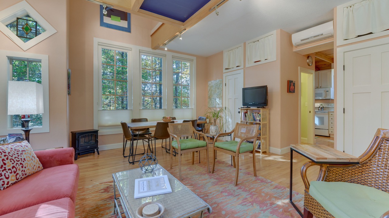 Photo of Livingroom in Hot Springs