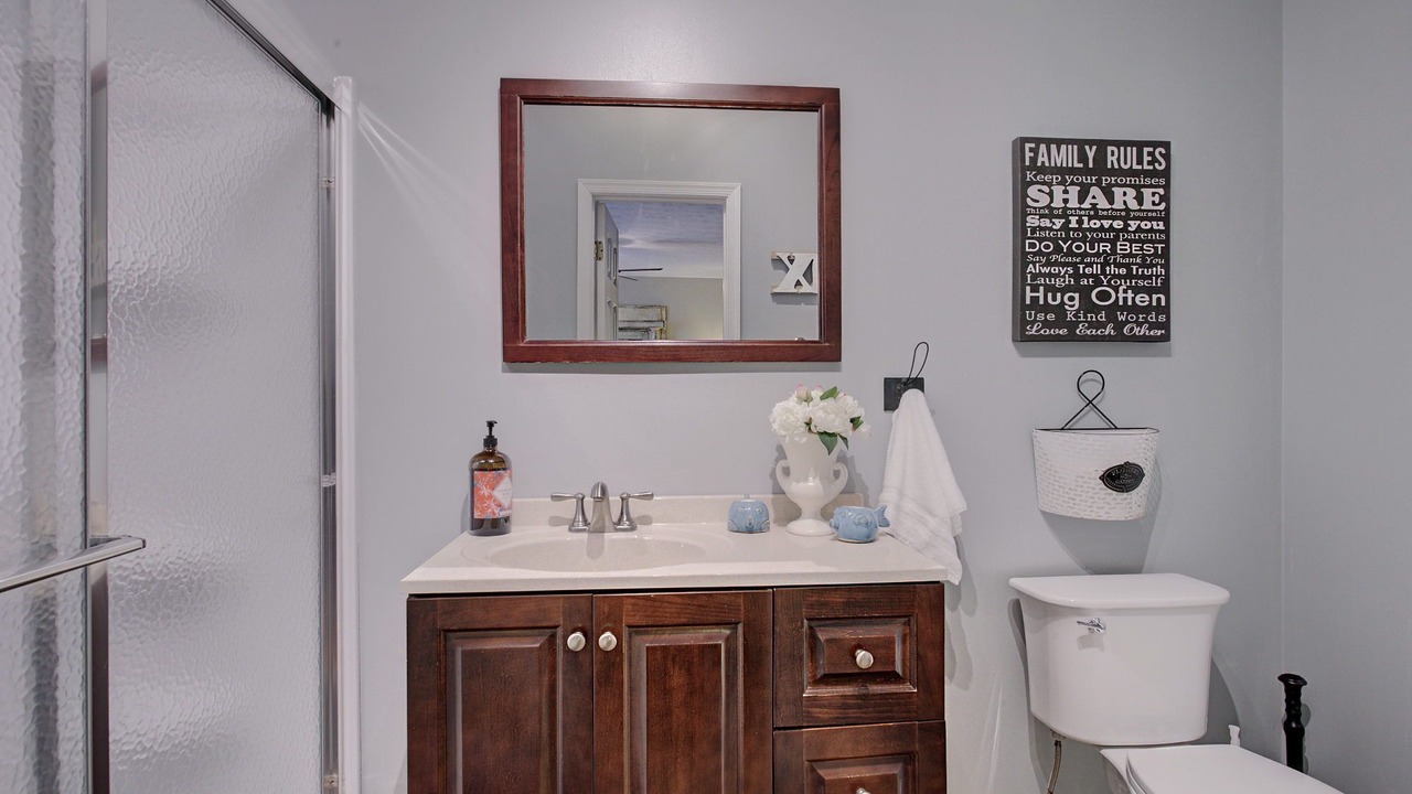 Photo of Bathroom in Schley