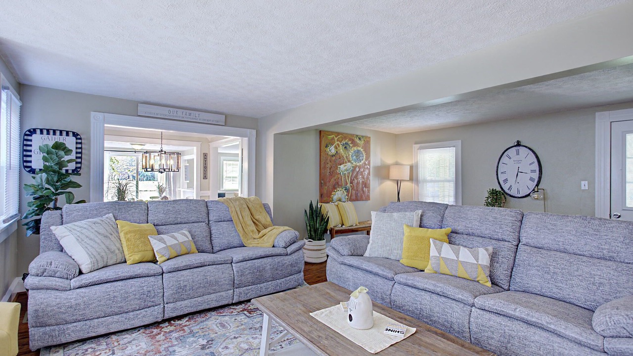 Photo of Livingroom in Schley