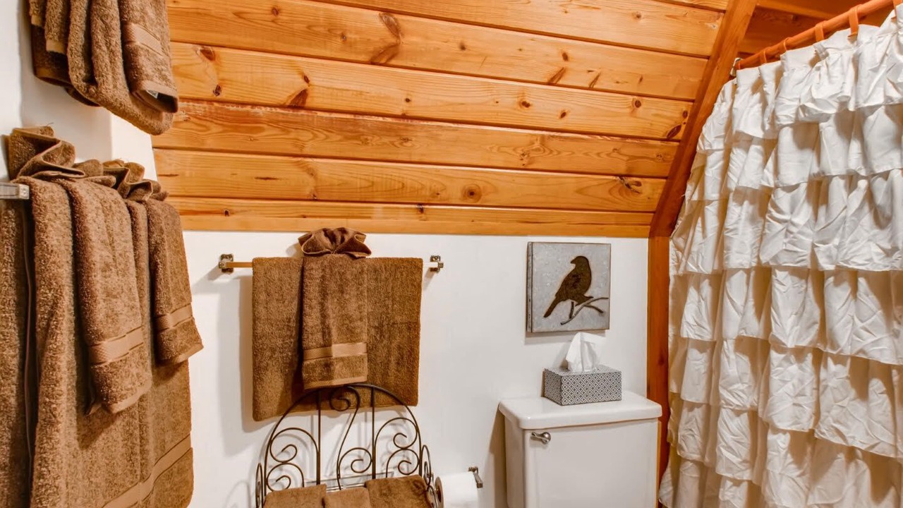 Photo of Bathroom in Chalet Village