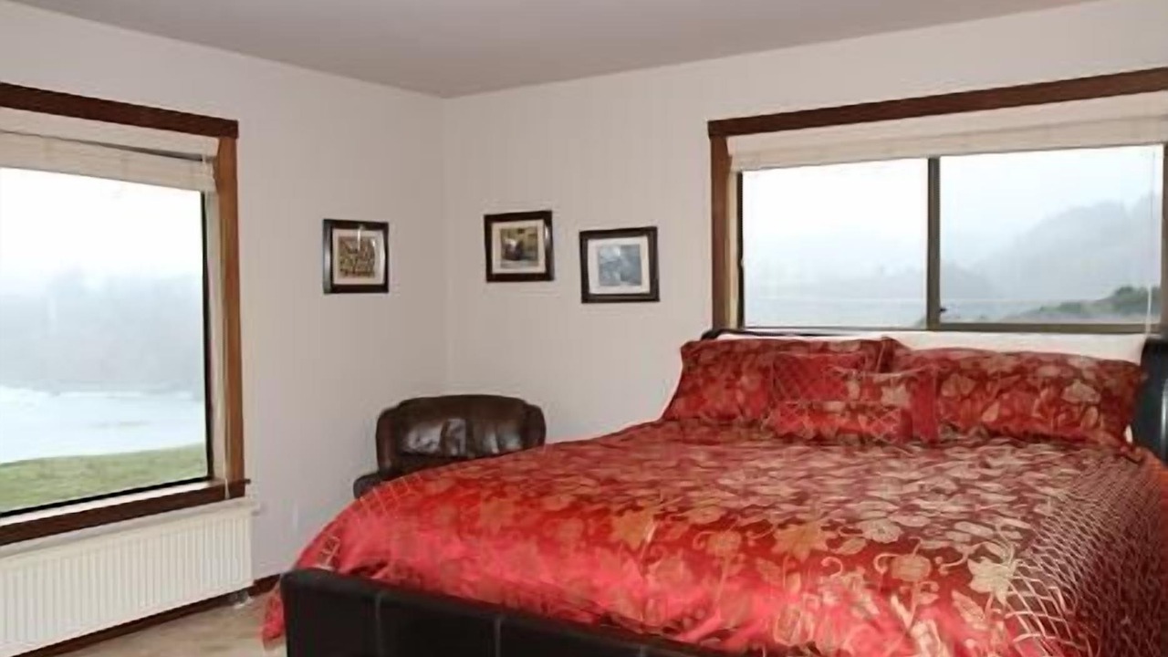 Photo of Others in Albion