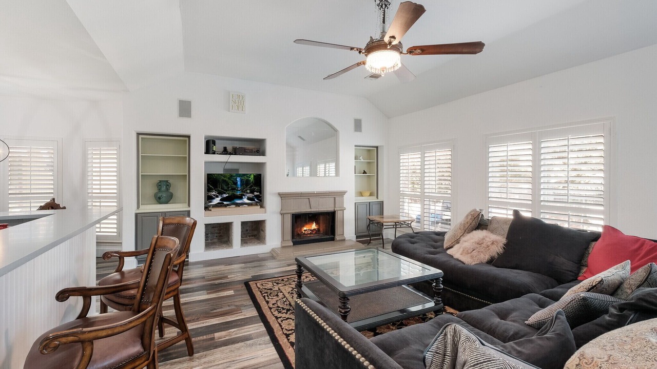 Photo of Livingroom in Wetmore