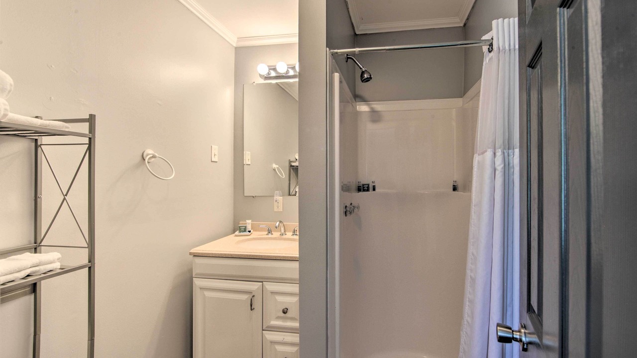 Photo of Bathroom in Avinger