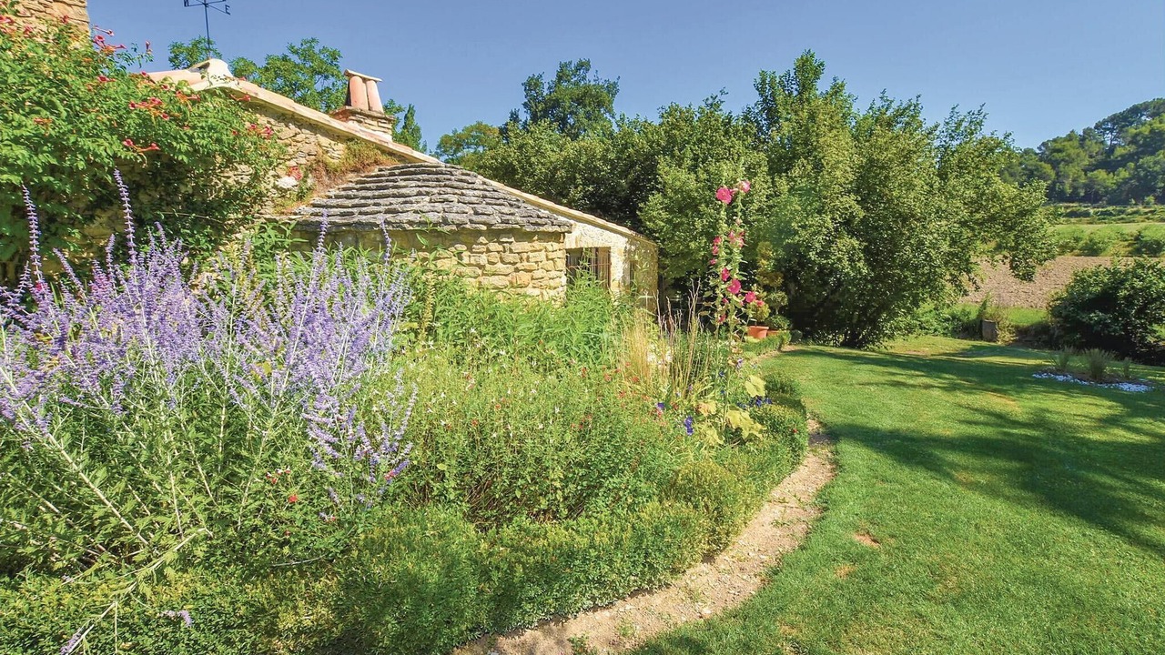 Photo of Others in Malaucene