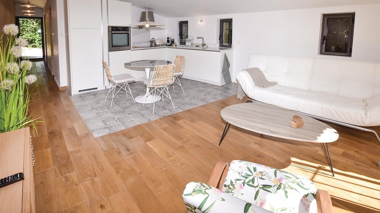 Photo of Bedroom in Malaucene