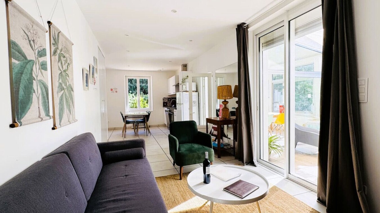 Photo of Livingroom in Peyrole