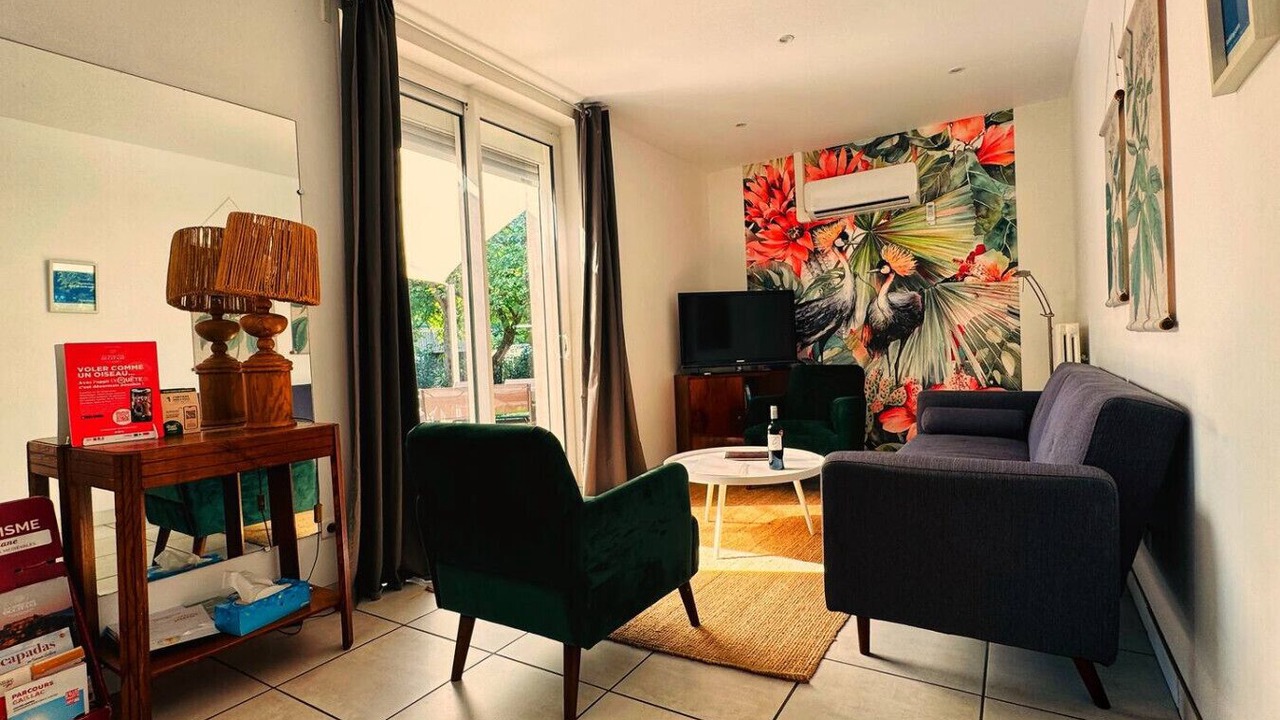 Photo of Livingroom in Peyrole