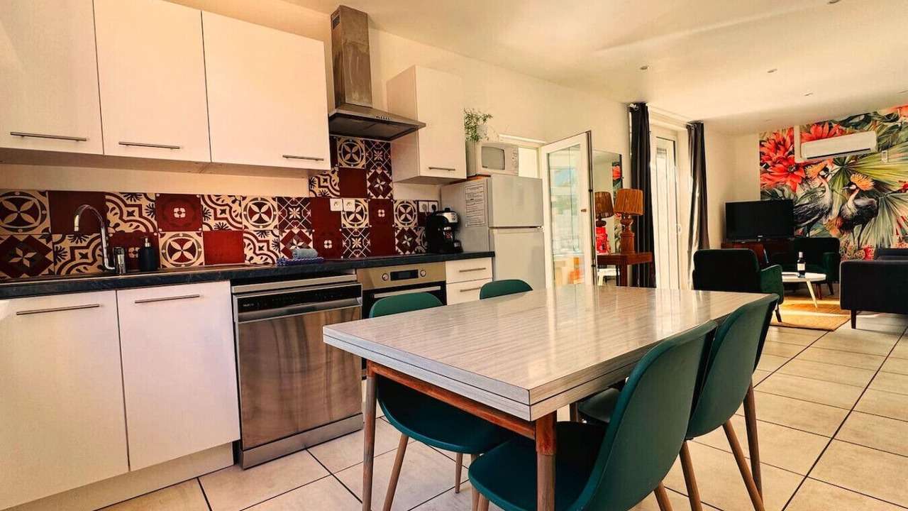 Photo of Kitchen in Peyrole
