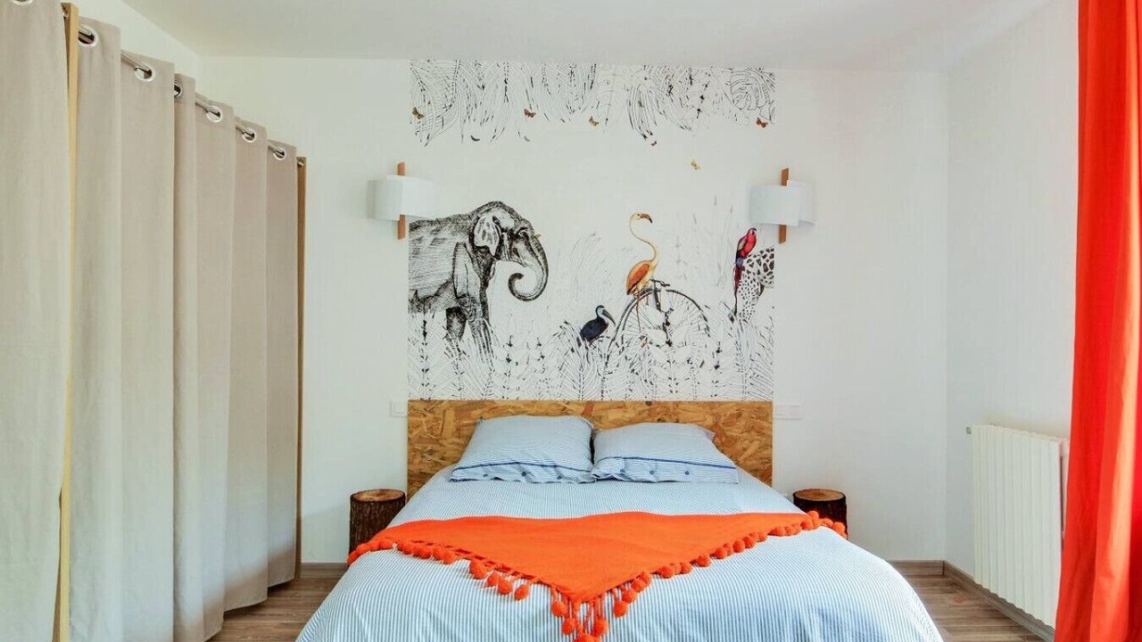 Photo of Bedroom in Peyrole