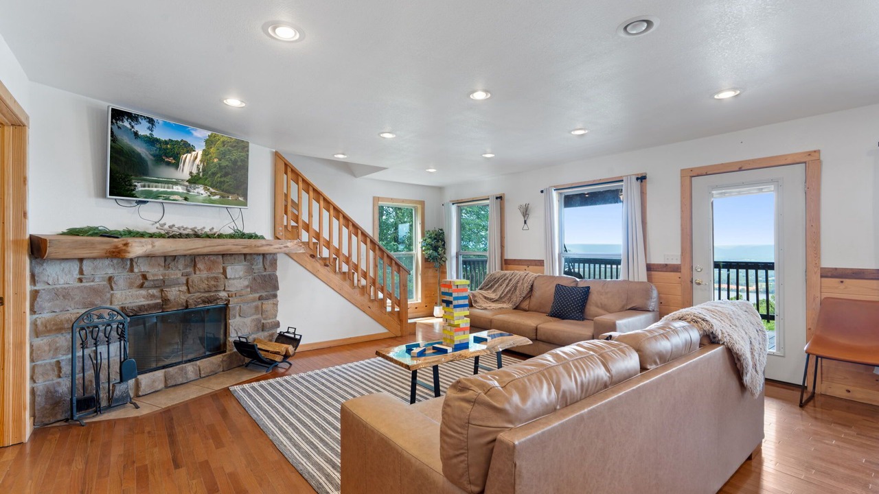 Photo of Livingroom in Bryant