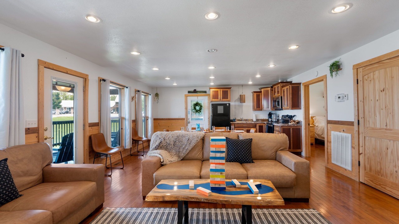 Photo of Livingroom in Bryant