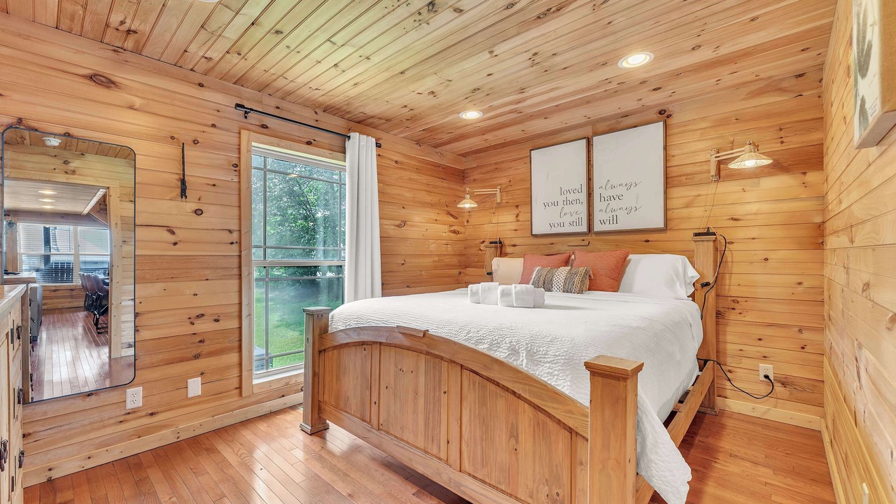 Photo of Bedroom in Bryant