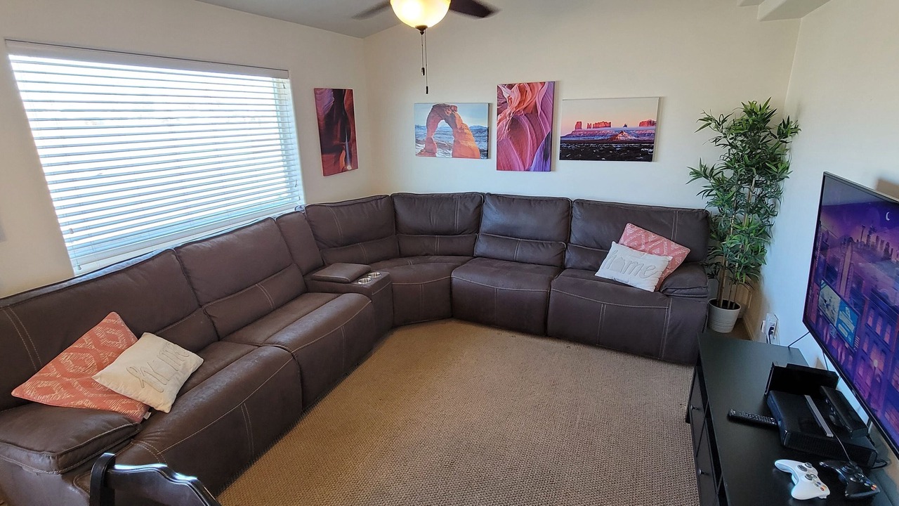 Photo of Livingroom in Green River