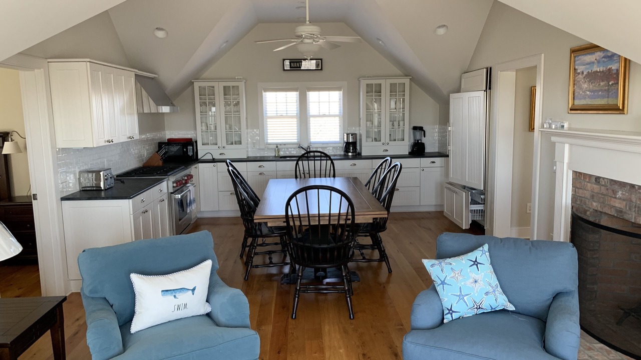 Photo of Bedroom in Tom Nevers