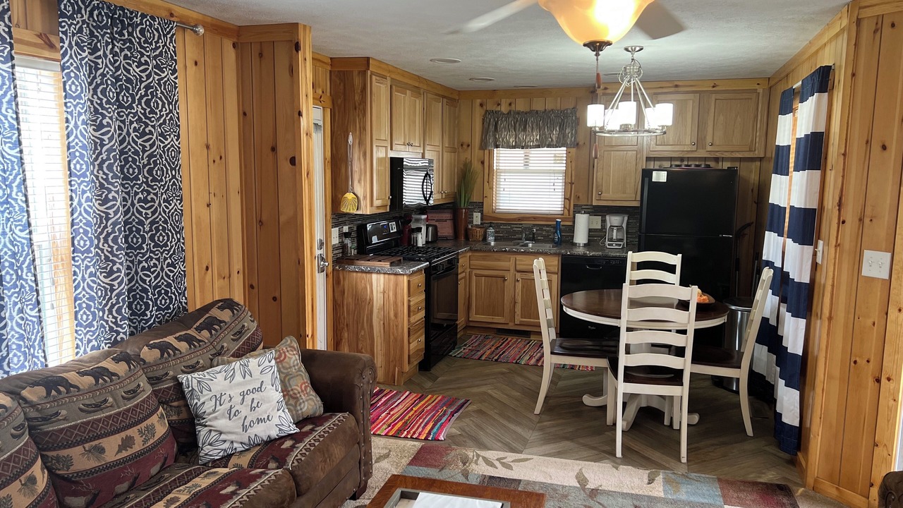 Photo of Livingroom in Ralston